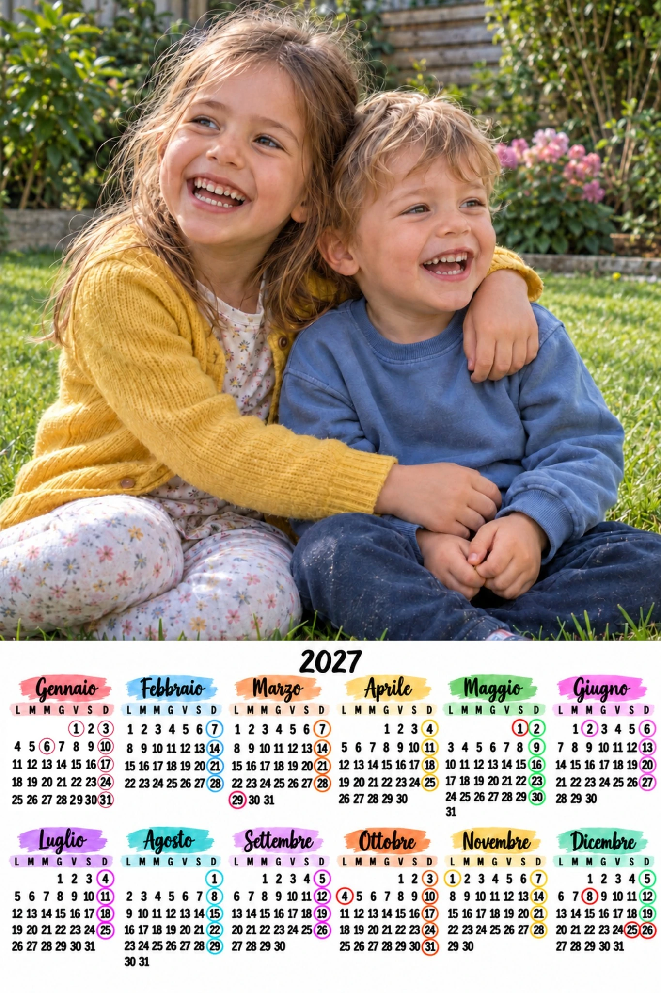 Fotocalendario 2027 con foto di due bambini e mesi colorati su due righe